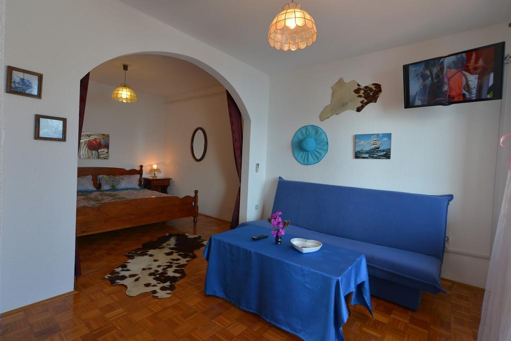 Apartments Palace Mira Mare Tivat Quarto foto